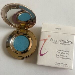 Jane Iredale pure pressed eye shadow “magic”